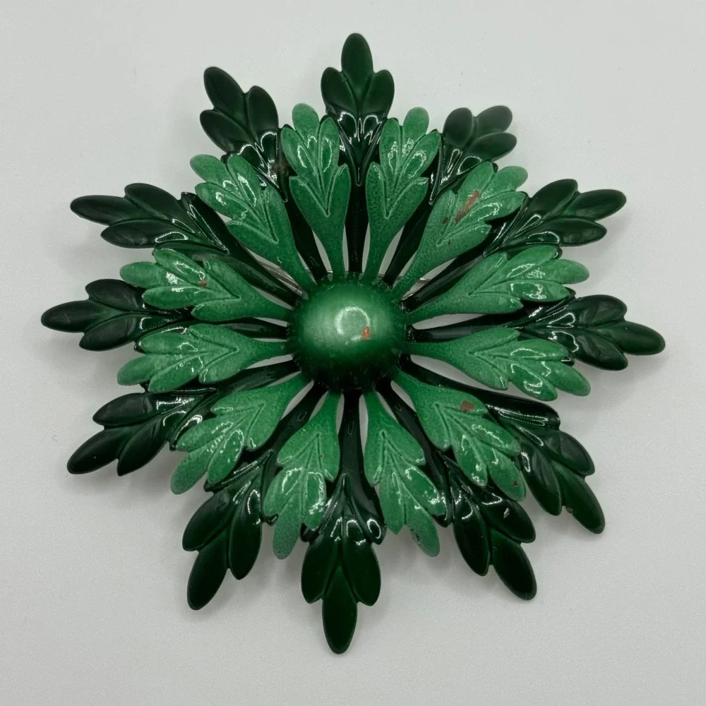 Vintage Enamel Flower Pin Green Retro Floral Brooch